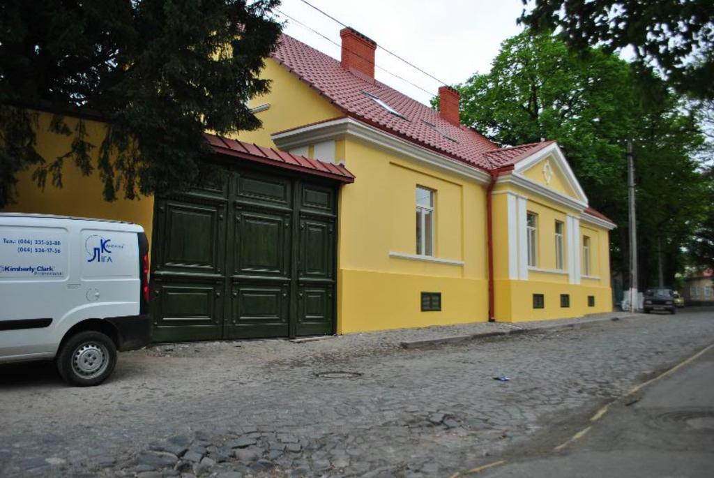 Boutique Hotel Villa P Ужгород Екстериор снимка